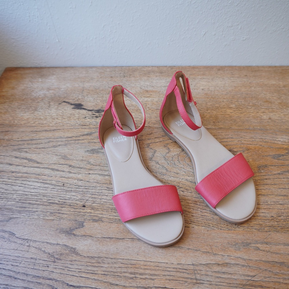 Eileen Fisher Size 7.5 Flat Sandals Coral Pink Excellent Leather Ankle Strap